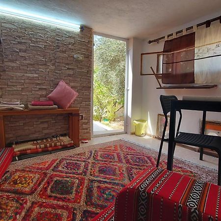 Our Villa'S Private Apartments - Hq Budget Stay - Wonderful Horizon View Of Jerash Jarash Exterior photo
