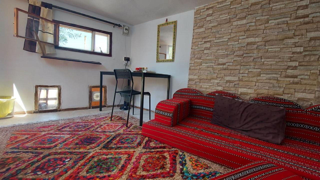 Our Villa'S Private Apartments - Hq Budget Stay - Wonderful Horizon View Of Jerash Jarash Exterior photo