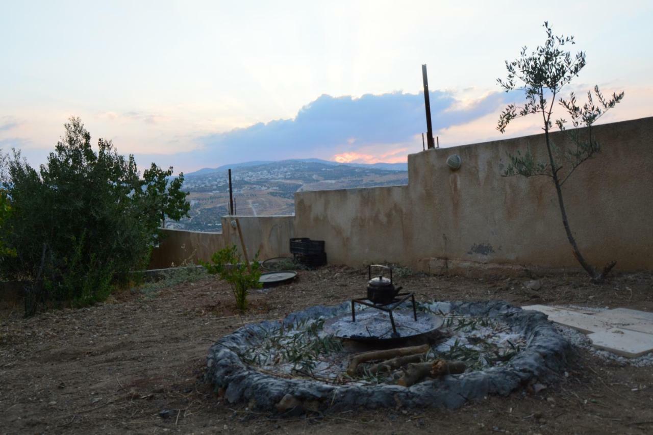 Our Villa'S Private Apartments - Hq Budget Stay - Wonderful Horizon View Of Jerash Jarash Exterior photo