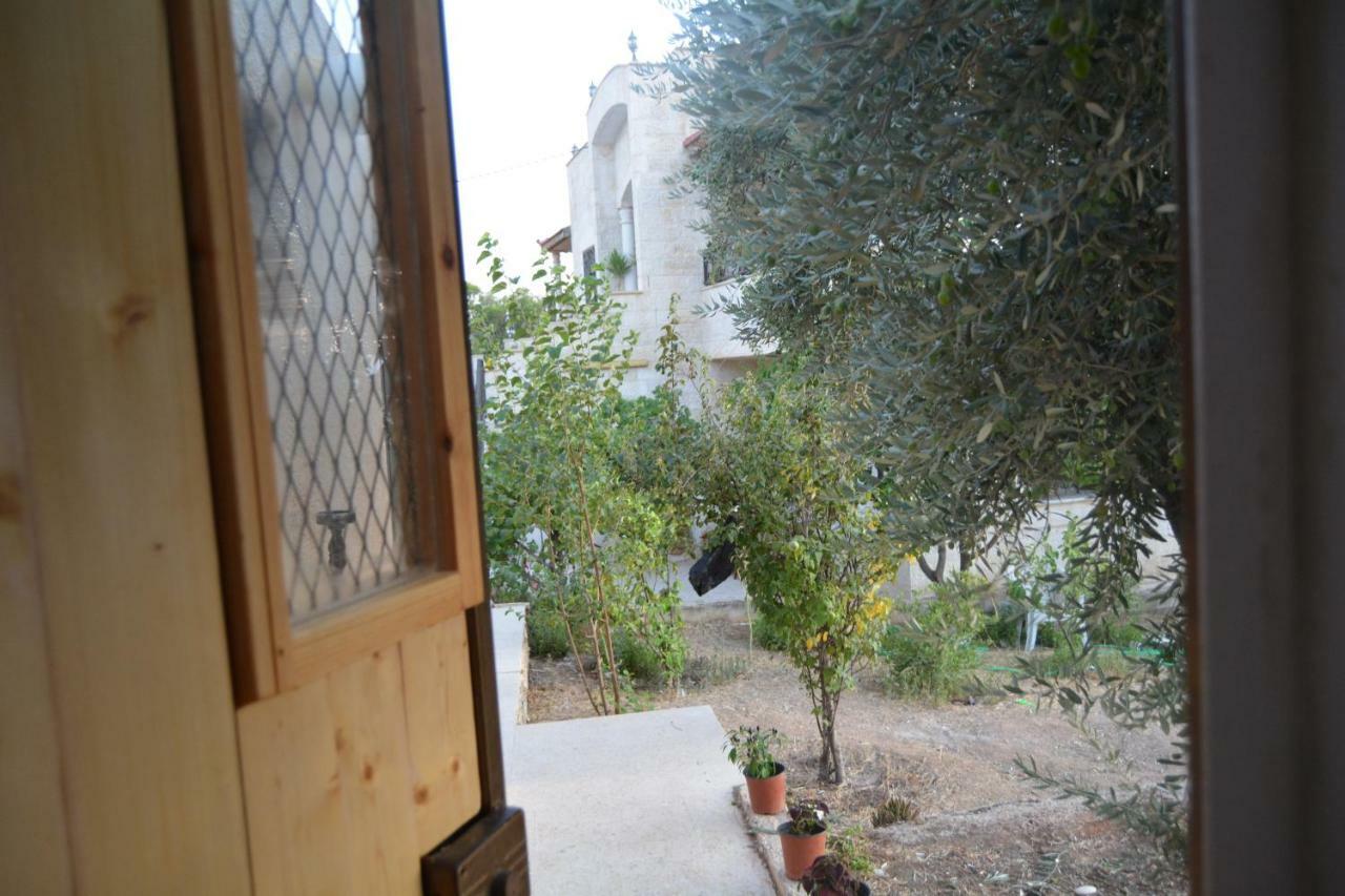 Our Villa'S Private Apartments - Hq Budget Stay - Wonderful Horizon View Of Jerash Jarash Exterior photo