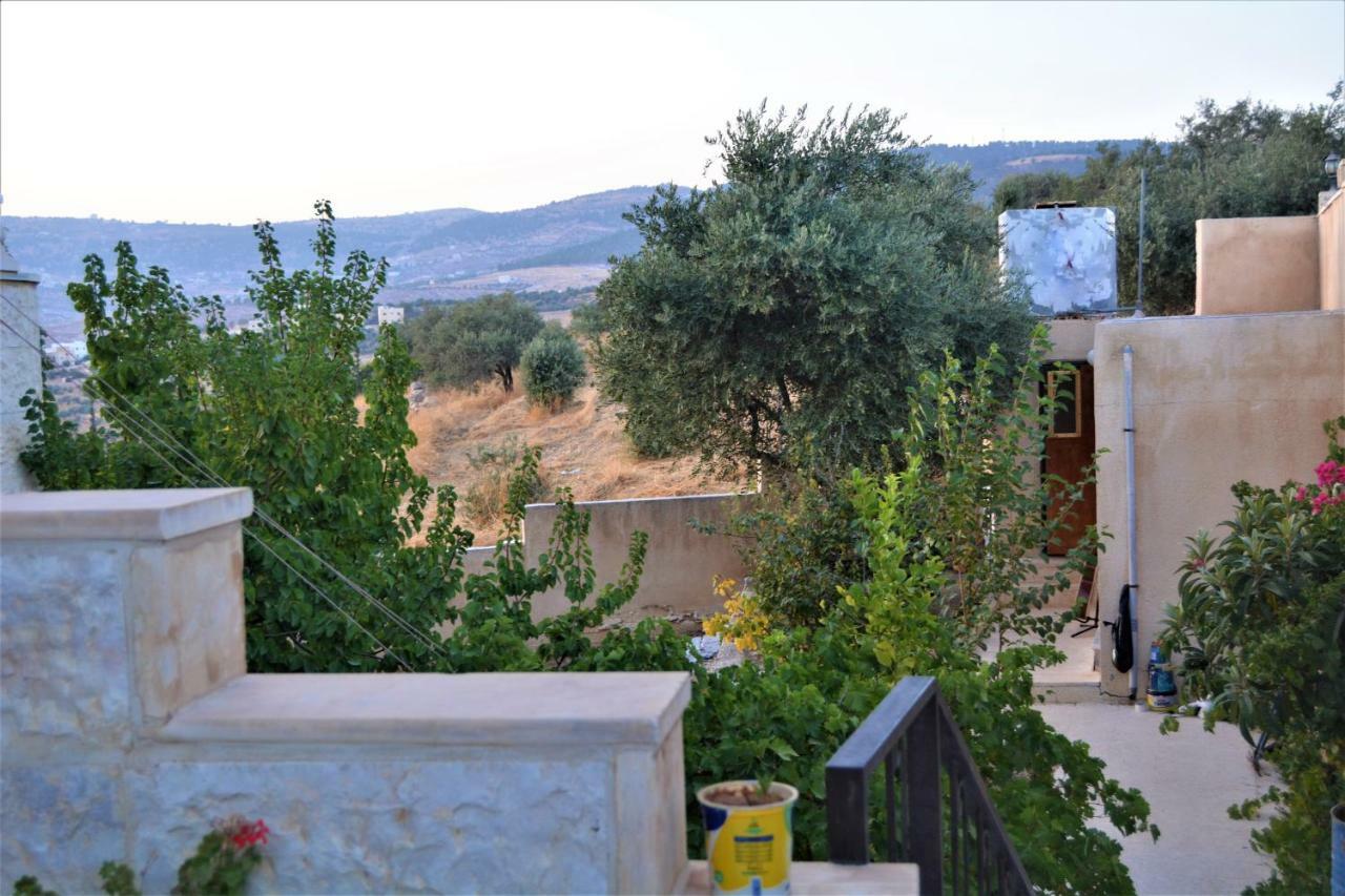 Our Villa'S Private Apartments - Hq Budget Stay - Wonderful Horizon View Of Jerash Jarash Exterior photo