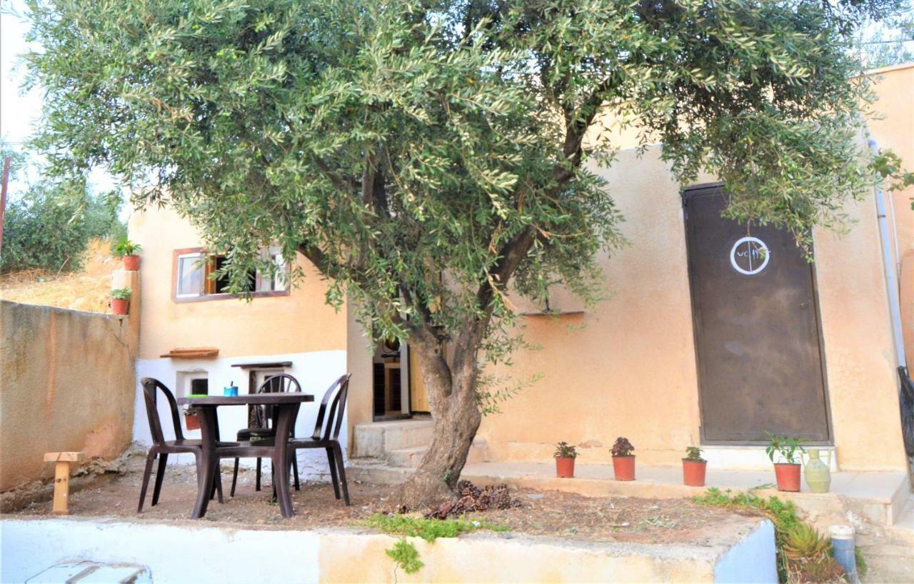 Our Villa'S Private Apartments - Hq Budget Stay - Wonderful Horizon View Of Jerash Jarash Exterior photo